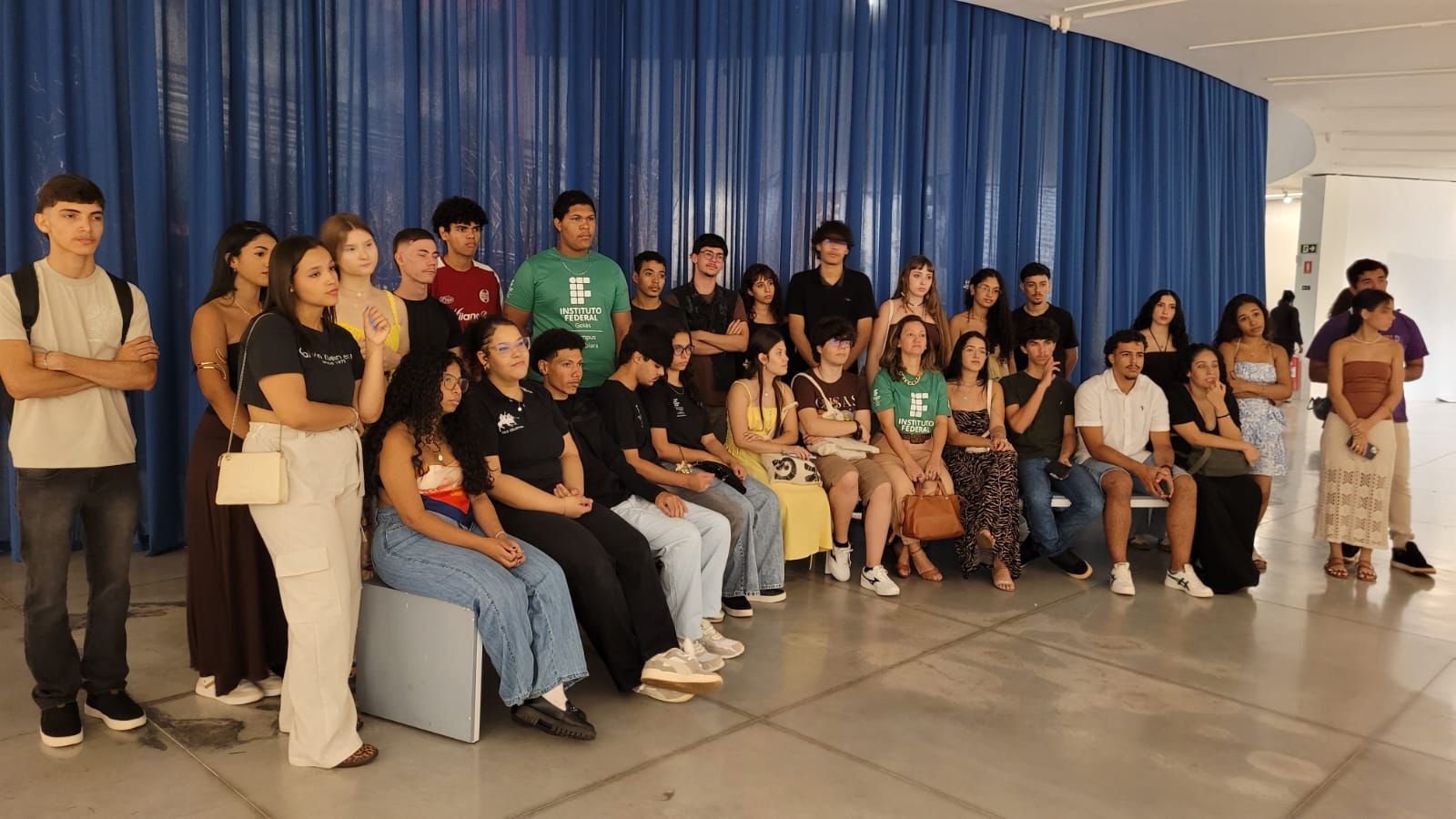 Para alguns alunos foi o primeiro contato com mostras de uma bienal